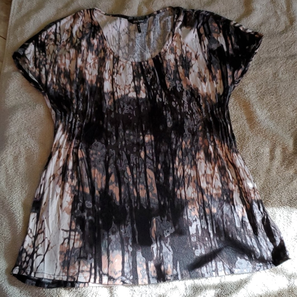 Daisy Fuentes t-shirt